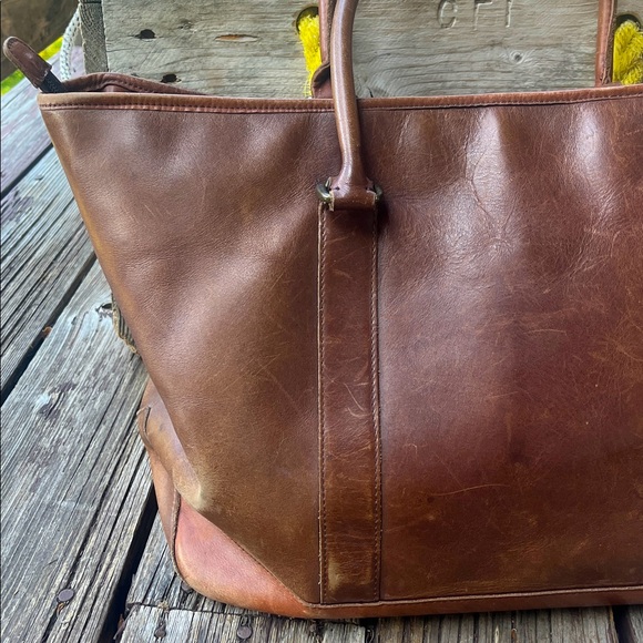 Vintage L.L. Bean Brown Leather Tote Bag – Style #0YV37 - Picture 3 of 16
